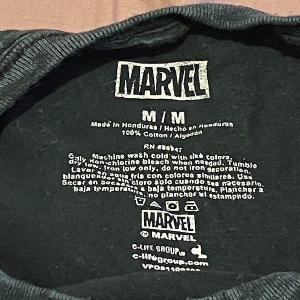 Marvel Comics graphic tee - Picture 2 of 2